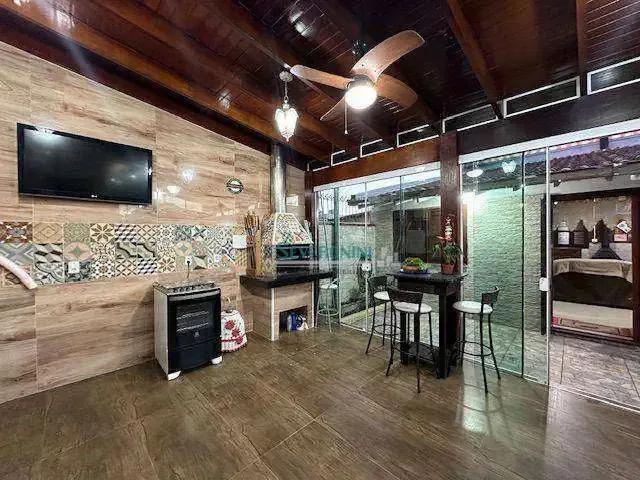 Casa venda em Cachoeirinha, Região Geográfica Intermediária de Porto Alegre