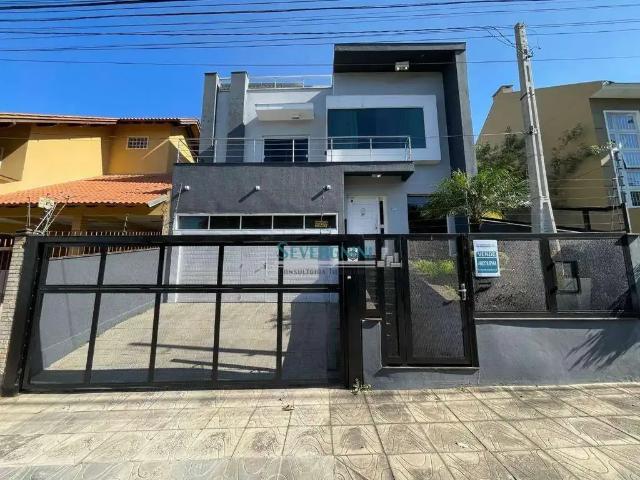 Casa venda em Cachoeirinha, Região Geográfica Intermediária de Porto Alegre
