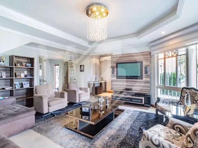 Casa venda em Região Geográfica Imediata de Porto Alegre, Região Metropolitana de Porto Alegre
