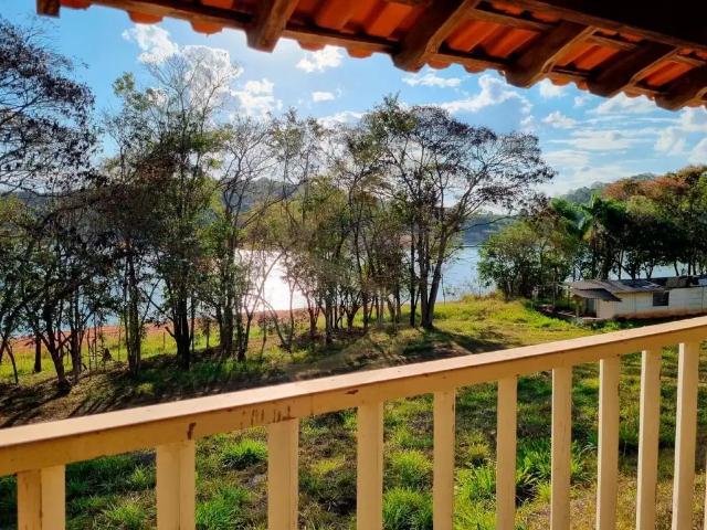 Casa venda em Região Imediata de São José do Rio Pardo-Mococa, Caconde