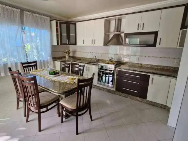 Casa venda em Camboriú, Região Geográfica Intermediária de Blumenau