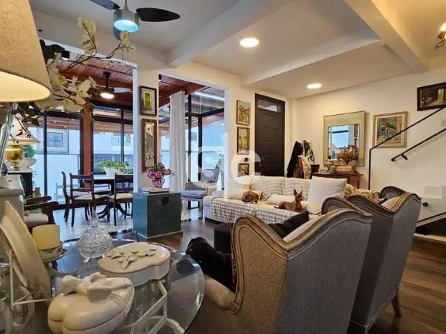 Casa venda em Região Geográfica Imediata de Itajaí, Camboriú
