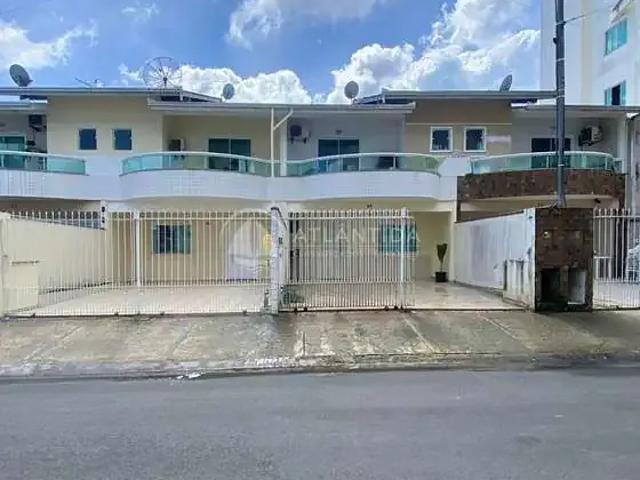Casa venda em Região Geográfica Imediata de Itajaí, Camboriú