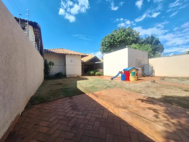 Casa venda em Oliveira II, Campo Grande
