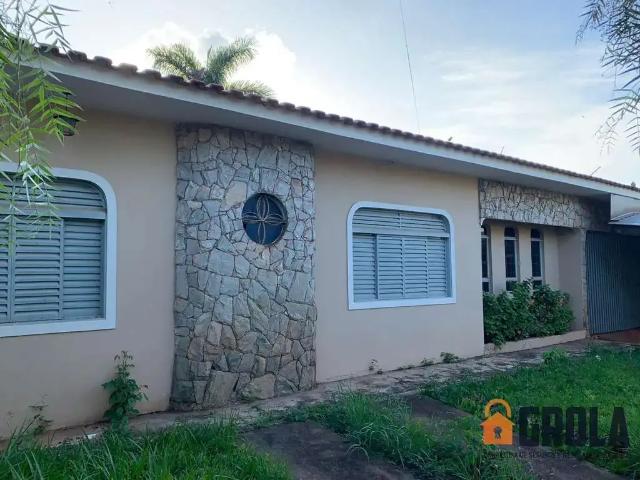 Casa venda em Campo Mourão, Região Geográfica Intermediária de Maringá