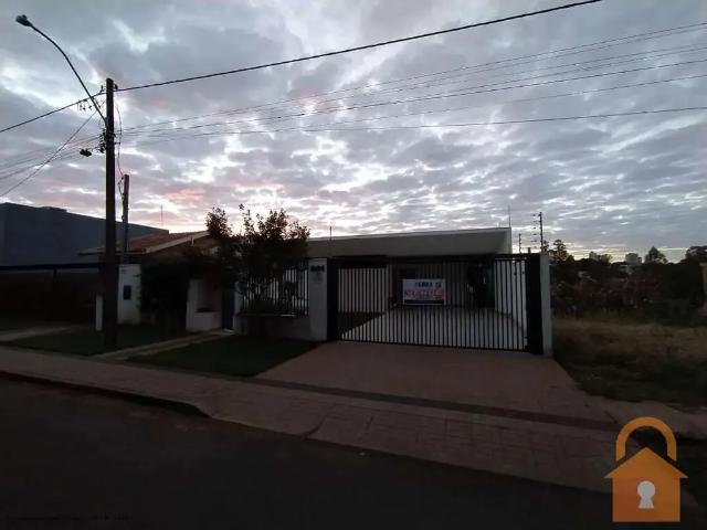 Casa venda em Campo Mourão, Região Geográfica Intermediária de Maringá