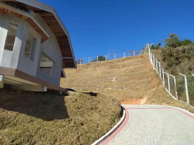 Casa venda em Região Imediata de Taubaté-Pindamonhangaba, Região Metropolitana do Vale do Paraíba e Litoral Norte