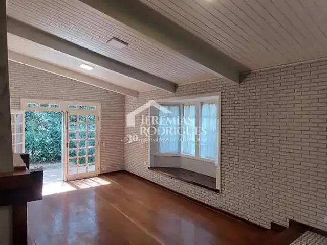 Casa venda em Região Imediata de Taubaté-Pindamonhangaba, Região Metropolitana do Vale do Paraíba e Litoral Norte