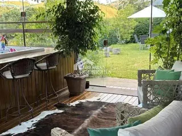 Casa venda em Região Imediata de Taubaté-Pindamonhangaba, Região Metropolitana do Vale do Paraíba e Litoral Norte