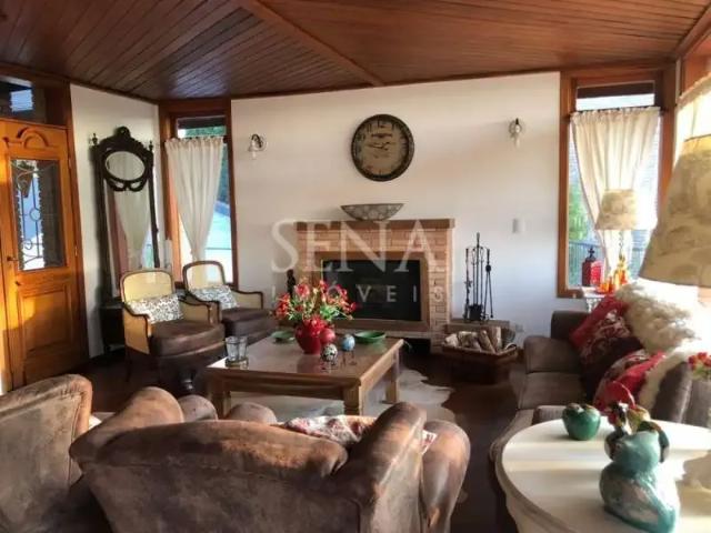Casa venda em Região Imediata de Taubaté-Pindamonhangaba, Região Metropolitana do Vale do Paraíba e Litoral Norte