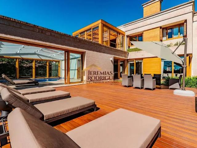 Casa venda em Região Imediata de Taubaté-Pindamonhangaba, Região Metropolitana do Vale do Paraíba e Litoral Norte
