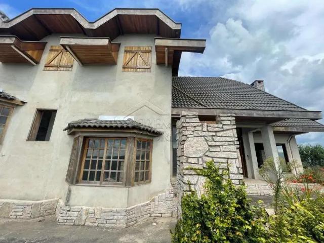 Casa venda em Região Imediata de Taubaté-Pindamonhangaba, Região Metropolitana do Vale do Paraíba e Litoral Norte