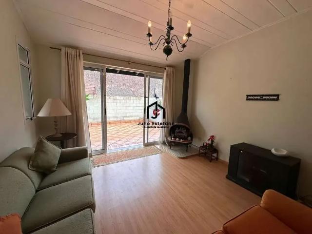 Casa venda em Região Imediata de Taubaté-Pindamonhangaba, Região Metropolitana do Vale do Paraíba e Litoral Norte