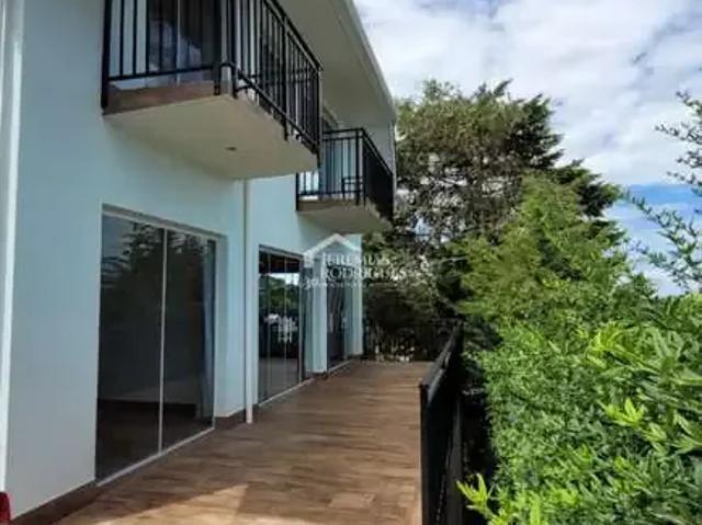Casa venda em Região Imediata de Taubaté-Pindamonhangaba, Região Metropolitana do Vale do Paraíba e Litoral Norte