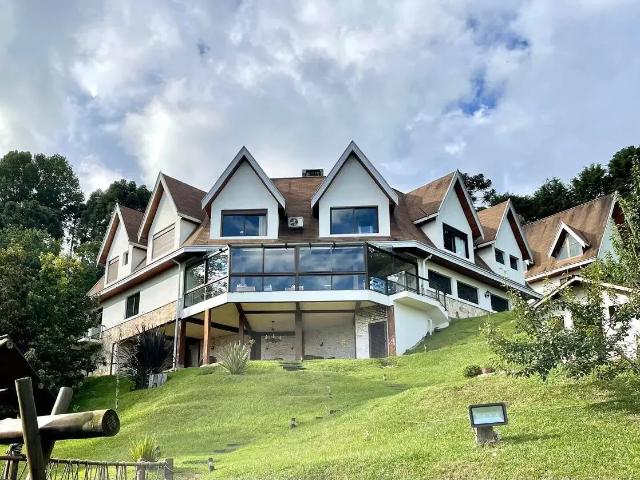 Casa venda em Região Imediata de Taubaté-Pindamonhangaba, Região Metropolitana do Vale do Paraíba e Litoral Norte