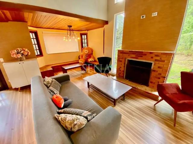 Casa venda em Região Imediata de Taubaté-Pindamonhangaba, Região Metropolitana do Vale do Paraíba e Litoral Norte