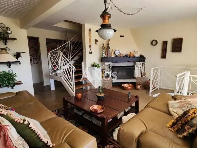 Casa venda em Região Imediata de Taubaté-Pindamonhangaba, Região Metropolitana do Vale do Paraíba e Litoral Norte