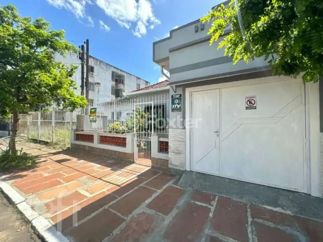 Casa venda em Região Geográfica Imediata de Porto Alegre, Região Metropolitana de Porto Alegre