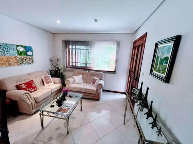 Casa venda em Região Geográfica Imediata de Porto Alegre, Região Metropolitana de Porto Alegre