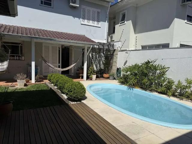 Casa venda em Região Geográfica Imediata de Porto Alegre, Região Metropolitana de Porto Alegre
