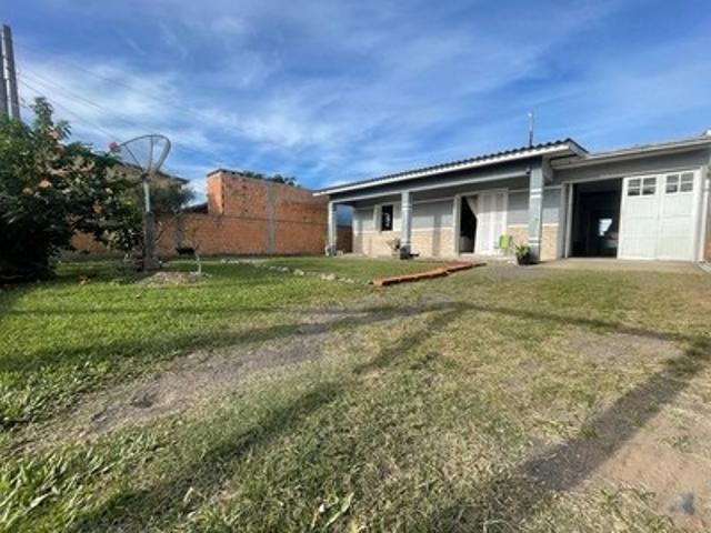 Casa venda em Região Geográfica Imediata de Tramandaí - Osório, Aglomeração Urbana do Litoral Norte