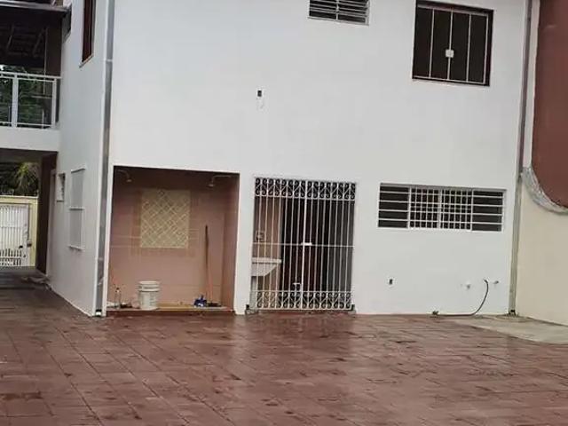 Casa venda em Jardim Califórnia, Caraguatatuba