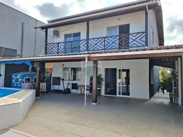 Casa venda em Balneário Forest, Caraguatatuba