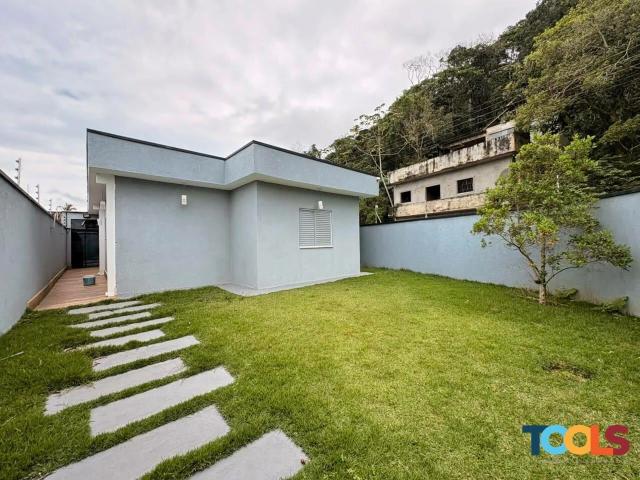 Casa venda em Balneário Copacabana, Caraguatatuba
