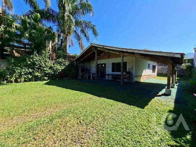 Casa venda em Jardim Caraguá, Caraguatatuba