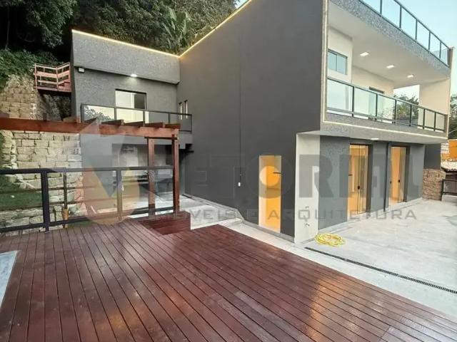 Casa venda em Região Imediata de Caraguatatuba-Ubatuba-São Sebastião, Região Metropolitana do Vale do Paraíba e Litoral Norte