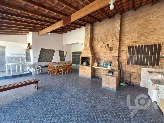 Casa venda em Região Imediata de Caraguatatuba-Ubatuba-São Sebastião, Região Metropolitana do Vale do Paraíba e Litoral Norte