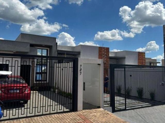 Casa venda em Cascavel, Região Geográfica Intermediária de Cascavel