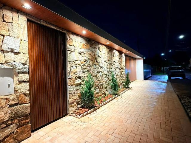 Casa venda em Cascavel, Região Geográfica Intermediária de Cascavel