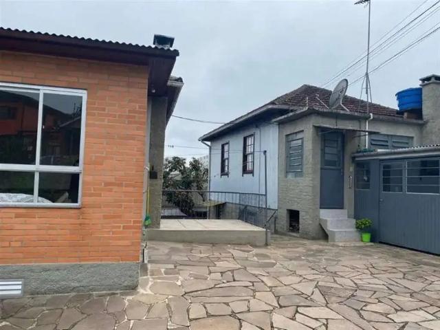 Casa venda em Caxias do Sul, Região Geográfica Intermediária de Caxias do Sul