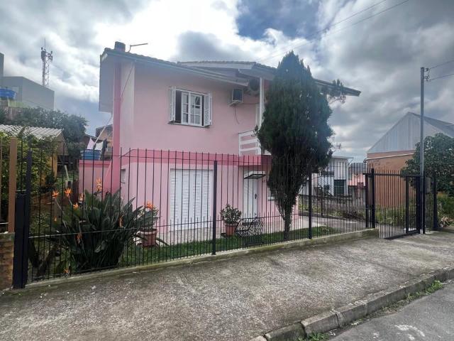 Casa venda em Caxias do Sul, Região Geográfica Intermediária de Caxias do Sul