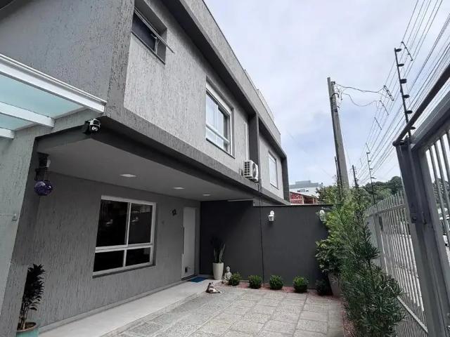 Casa venda em Caxias do Sul, Região Geográfica Intermediária de Caxias do Sul