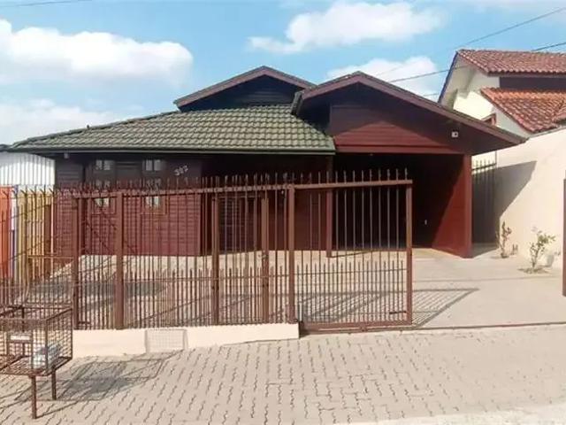 Casa venda em Caxias do Sul, Região Geográfica Intermediária de Caxias do Sul