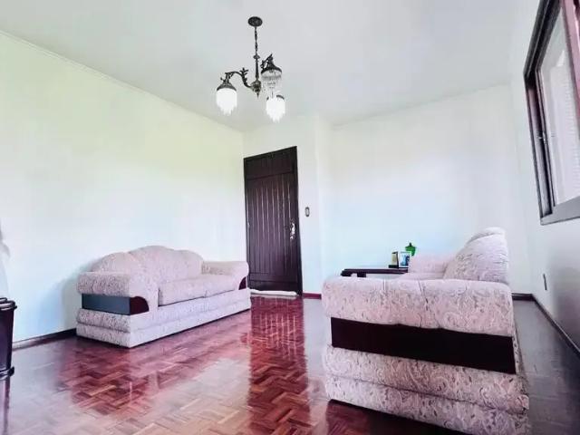 Casa venda em Caxias do Sul, Região Geográfica Intermediária de Caxias do Sul