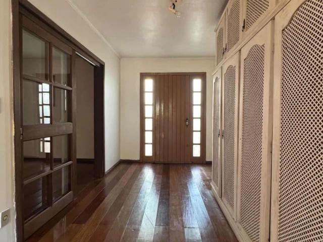 Casa venda em Caxias do Sul, Região Geográfica Intermediária de Caxias do Sul