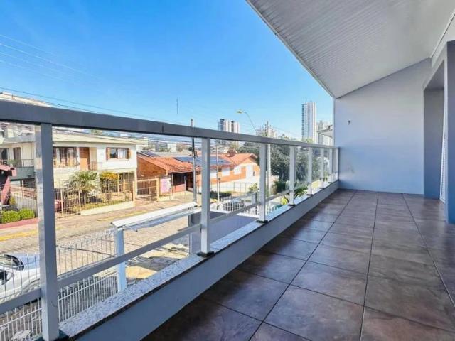 Casa venda em Caxias do Sul, Região Geográfica Intermediária de Caxias do Sul