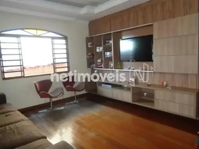 Casa venda em Região Geográfica Imediata de Belo Horizonte, Região Metropolitana de Belo Horizonte