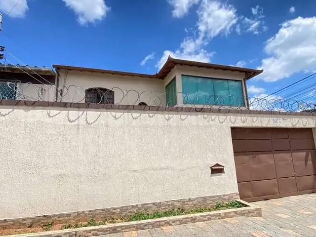 Casa venda em Região Geográfica Imediata de Belo Horizonte, Região Metropolitana de Belo Horizonte