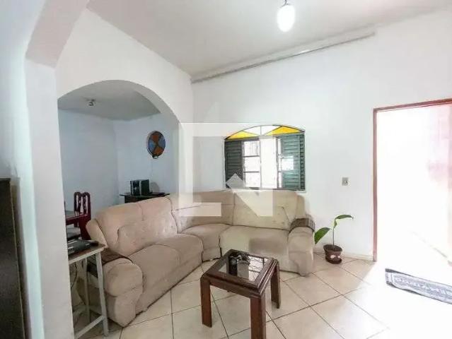Casa venda em Bairro da Glória, Contagem