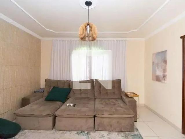 Casa venda em Conjunto Habitacional Jardim Califórnia, Contagem