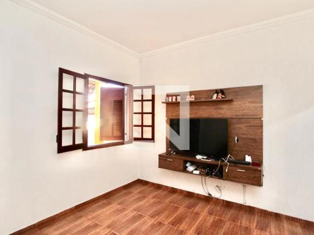 Casa venda em Santa Helena, Contagem