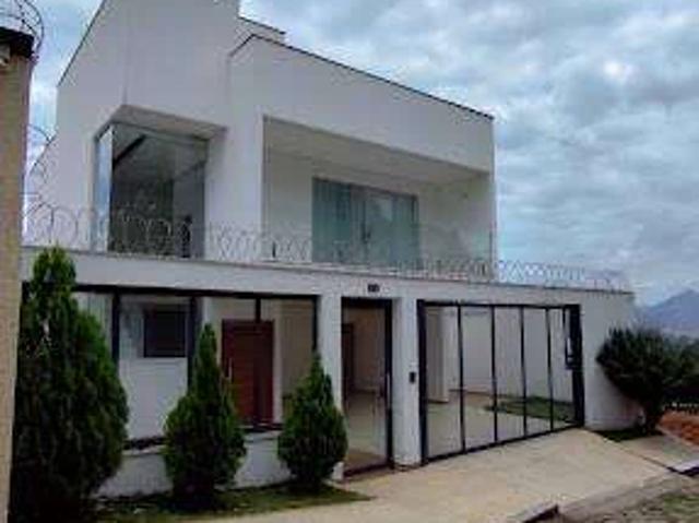 Casa venda em Coronel Fabriciano, Região Geográfica Intermediária de Ipatinga