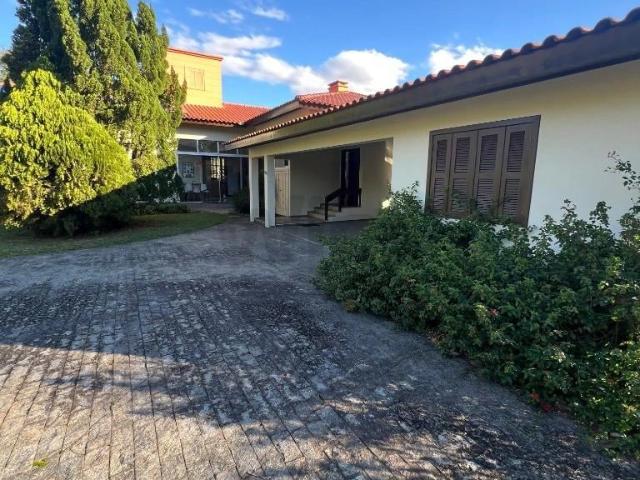 Casa venda em Condomínio Lagoa Dourada, Criciúma