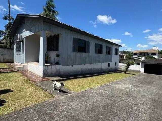 Casa venda em Região Geográfica Imediata de Criciúma, Criciúma