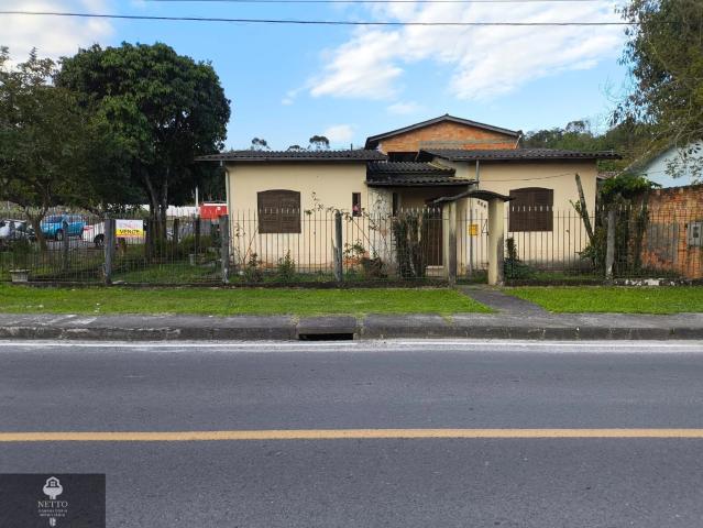 Casa venda em Criciúma, Região Geográfica Intermediária de Criciúma