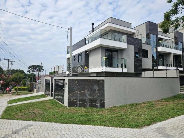 Casa venda em Água Verde, Curitiba
